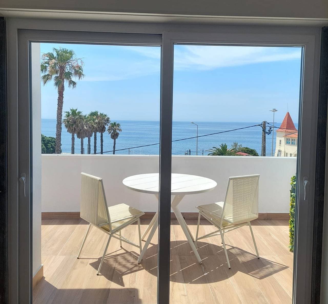 Foto 4 von 66: Es2.2 Estoril Seafront Balcony Studio