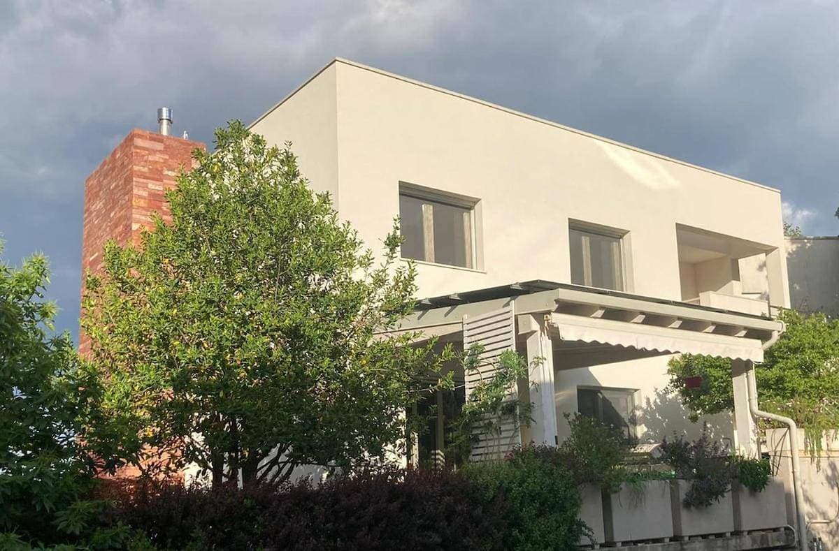 Foto 5 von 51: Five-Bedroom House