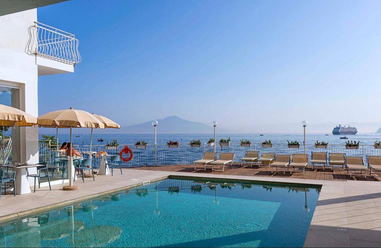 Admiral Hotel 1