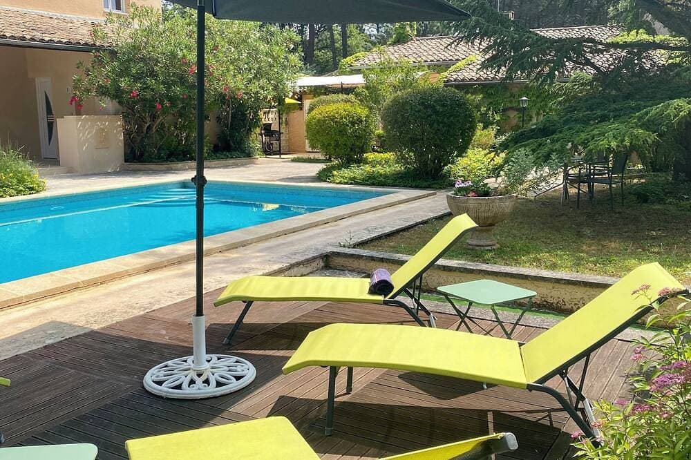 Foto 6 von 25: Ferienhaus mit Pool in Roussillon
