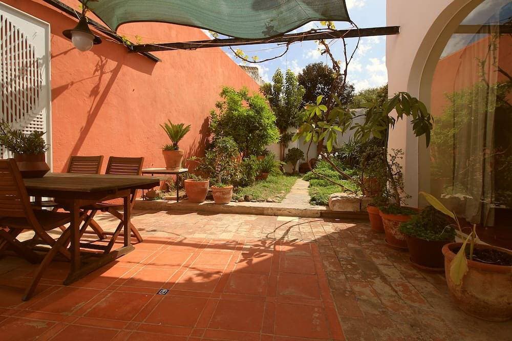 Ruhiges Haus mit Garten Herz des Tavira in der Nähe des Flusses und der Roma-Brücke 1