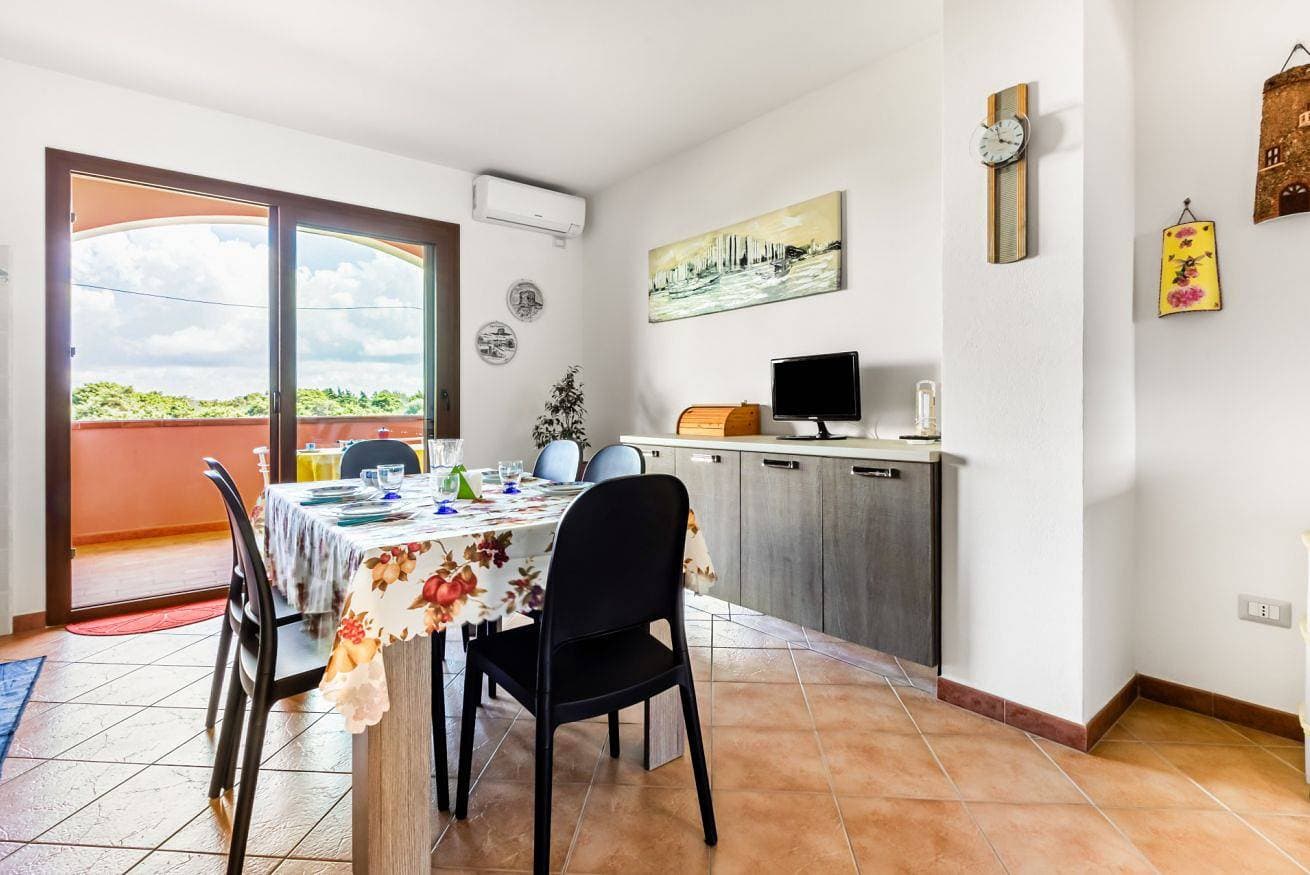 Foto 6 von 25: Ferienwohnung für 6 Personen mit Balkon/Terrasse