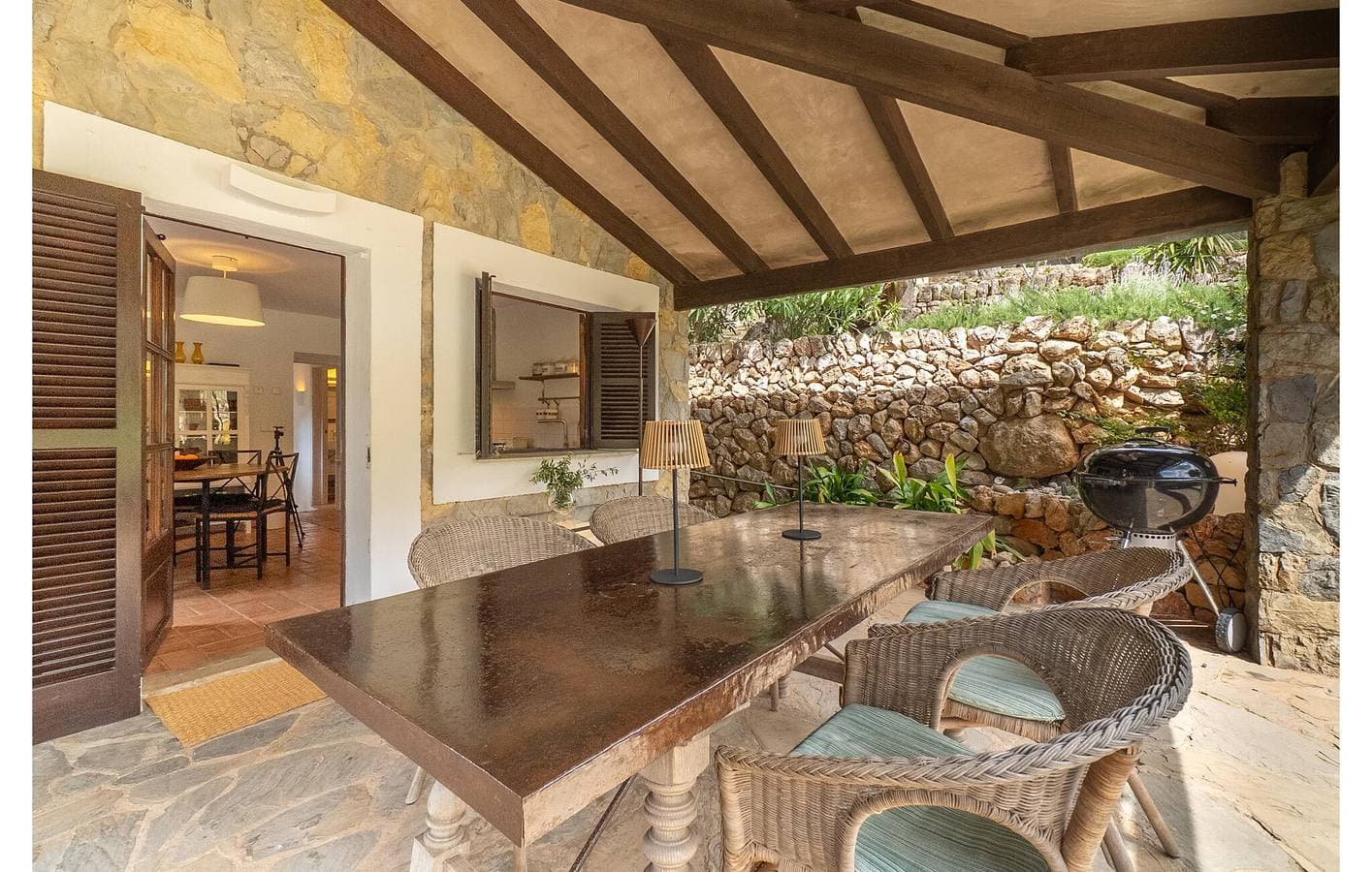 Foto 11 von 29: Appartement mit Meerblick, Pool, Terrasse und Grill - 400m zur Cala d'Estellencs