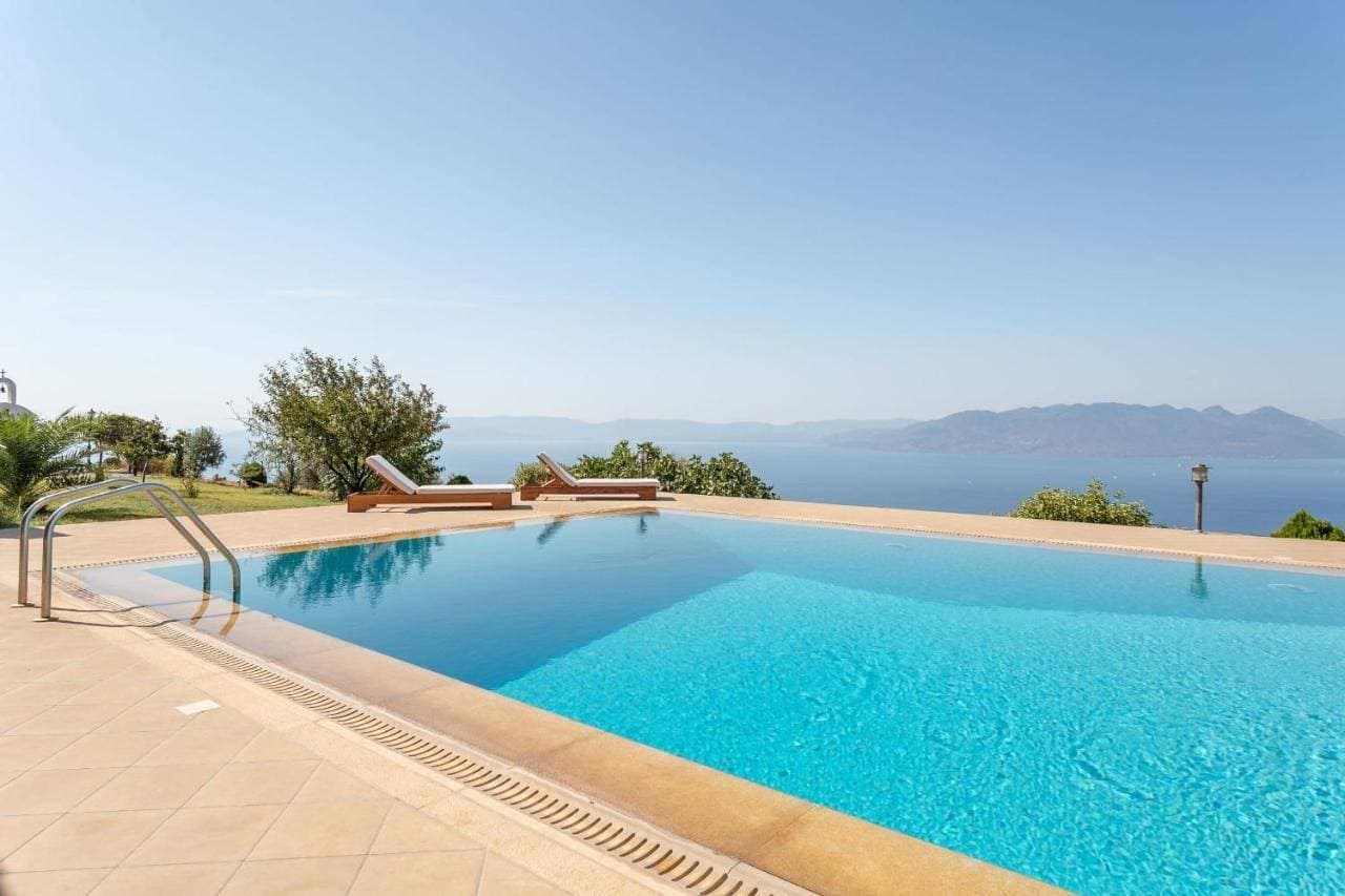 Foto 5 von 51: Villa Archangelos Aegina