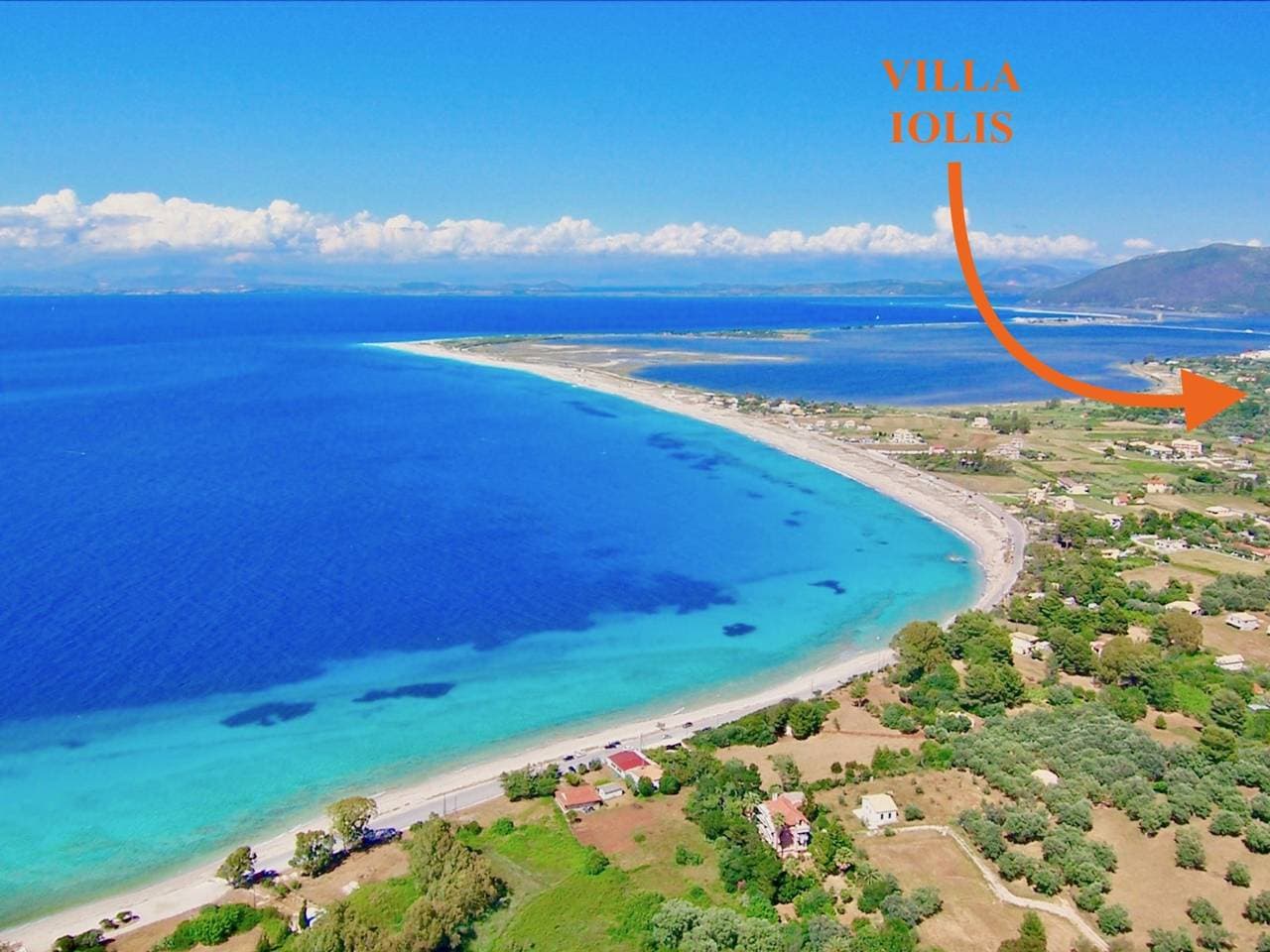 Foto 2 von 32: Beach Villa Iolis with private pool