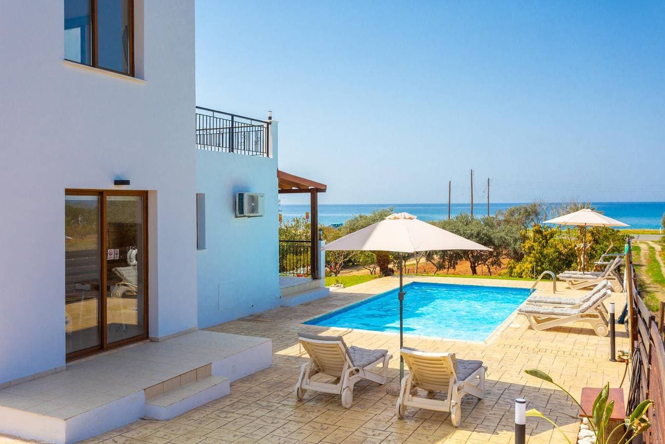 Foto 6 von 35: Villa für 6 Personen mit Terrasse