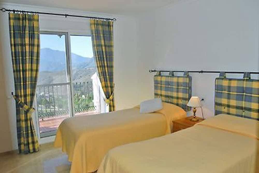 Foto 4 von 22: Villa, direkt  auf Golf Platz, privates beheiztes Schwimmbad, herrliche Aussicht