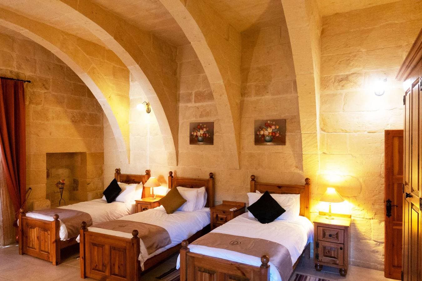 Foto 7 von 21: Villeleynah Amazing Gozitan Villa + Pool