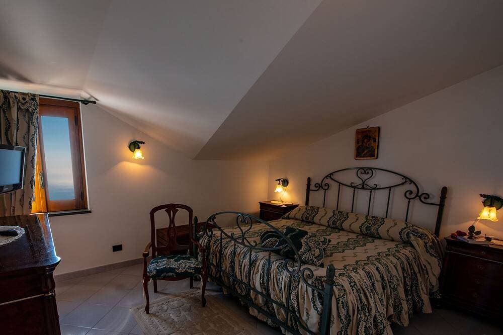 Foto 3 von 18: Ferienwohnung - Casa Bellavista ( \"Bellavista\" Erholungsheim) ...Wo Gastlichkeit zu Hause ist