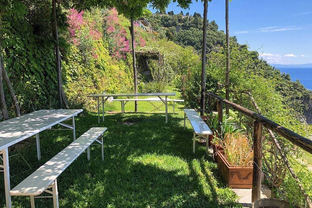 Foto 13 von 20: Villa mit Pool und Zugang zum Meer in Maiori