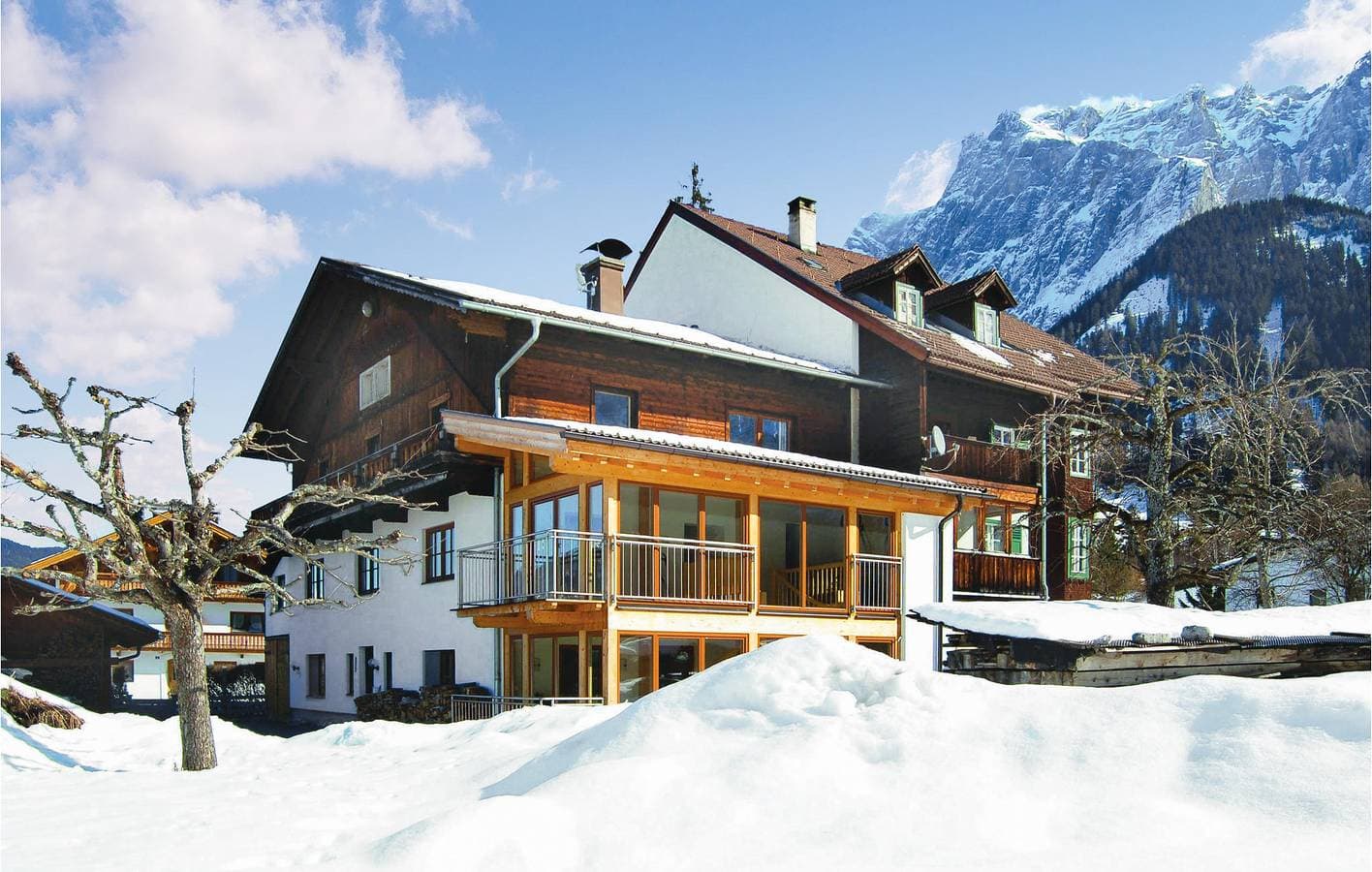 Foto 3 von 12: Appartement mit Bergblick, Babybett und Parkplatz