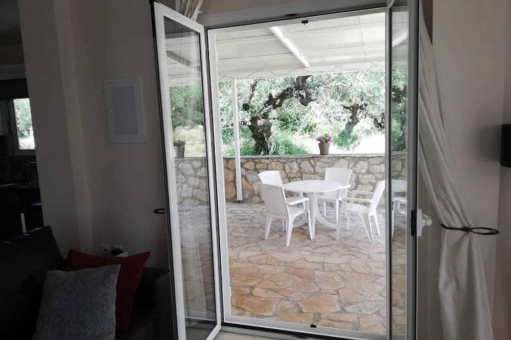 Foto 10 von 30: Luxury Villa, 'Villa Ella' with private pool in its own grounds