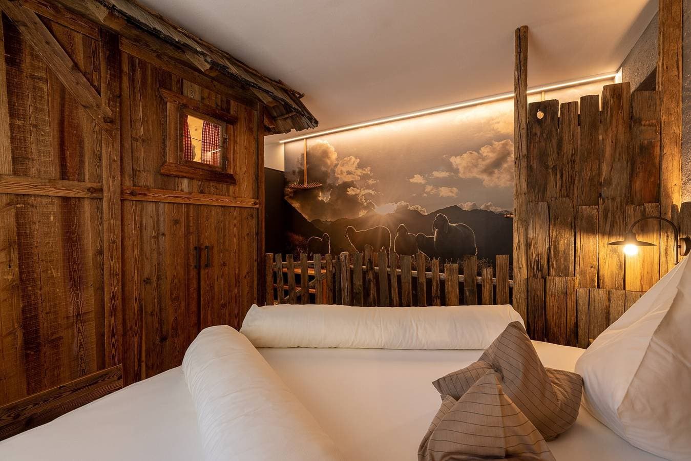 Foto 2 von 42: Charmante Ferienwohnung "Sonnleiten Sonnenalm" mit Blick auf die Berge