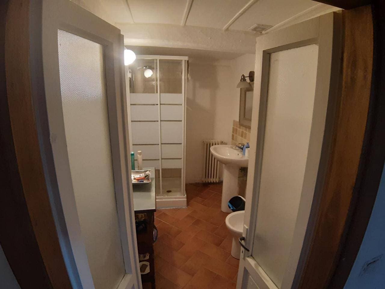 Foto 9 von 14: Double Room with Private Bathroom