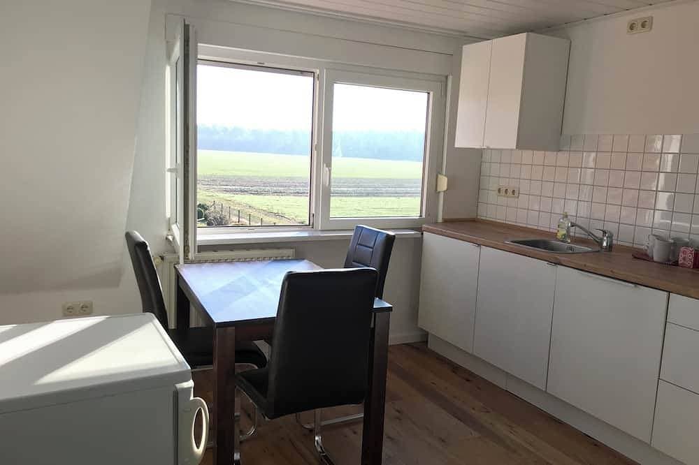 Foto 13 von 17: Große 120qm Ferienwohnung ruhige Alleinlage im Grünen mit Garten/Loggia