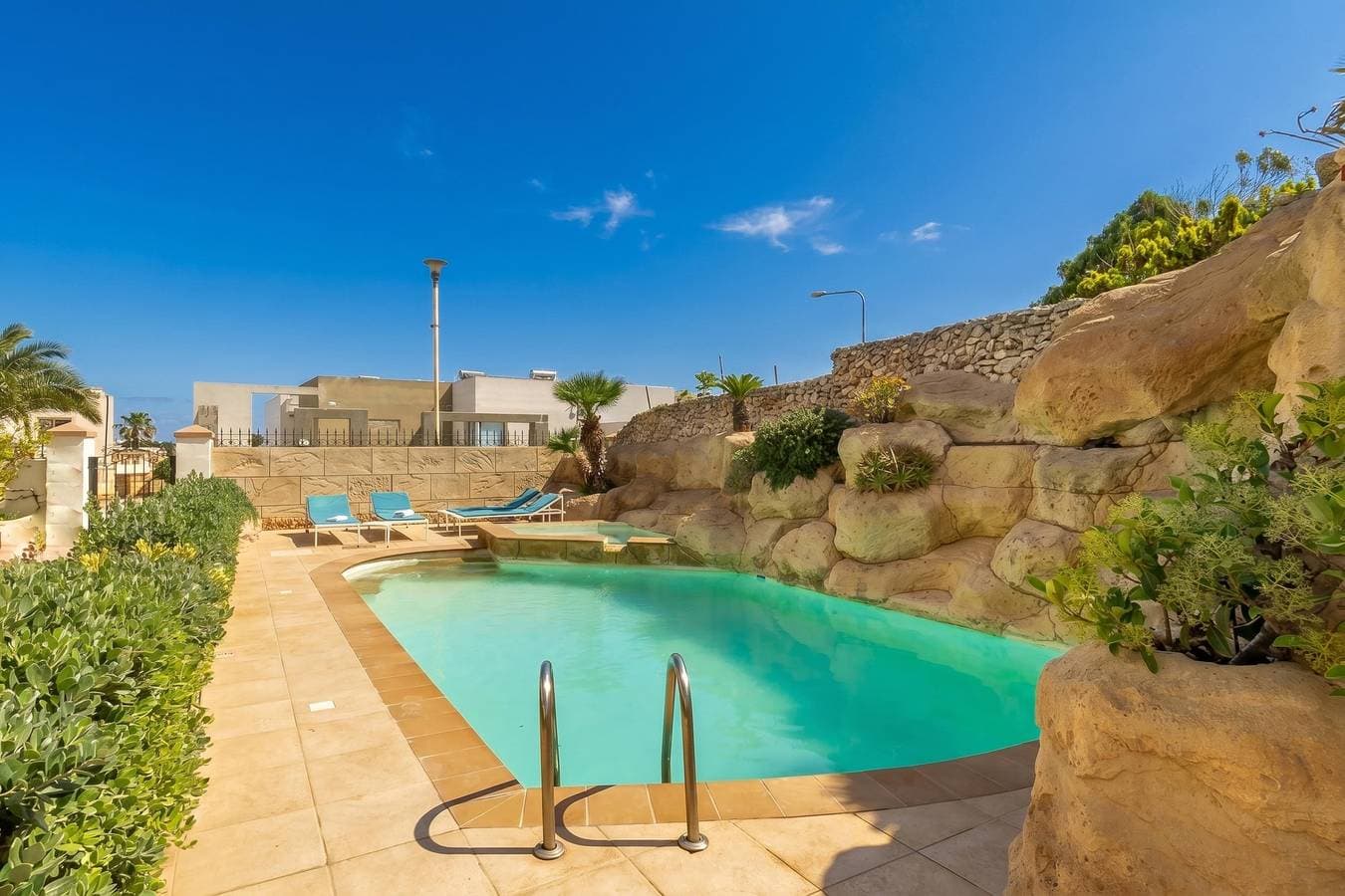 Foto 7 von 25: Villa & Pool 3 Mellieħa Bay Retreat
