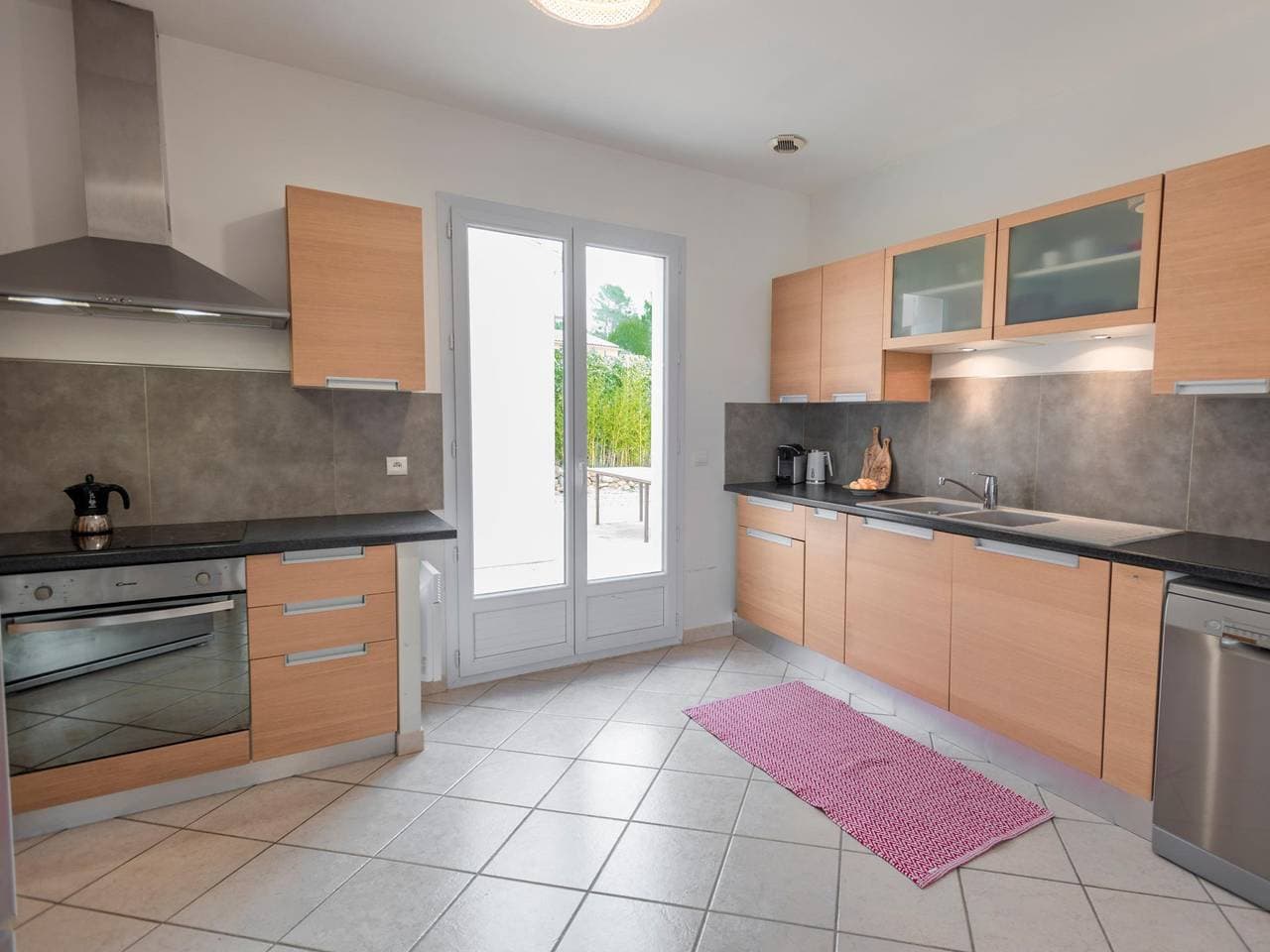Foto 10 von 32: Ferienhaus mit Klima, Schwimmbad und Dorfnähe