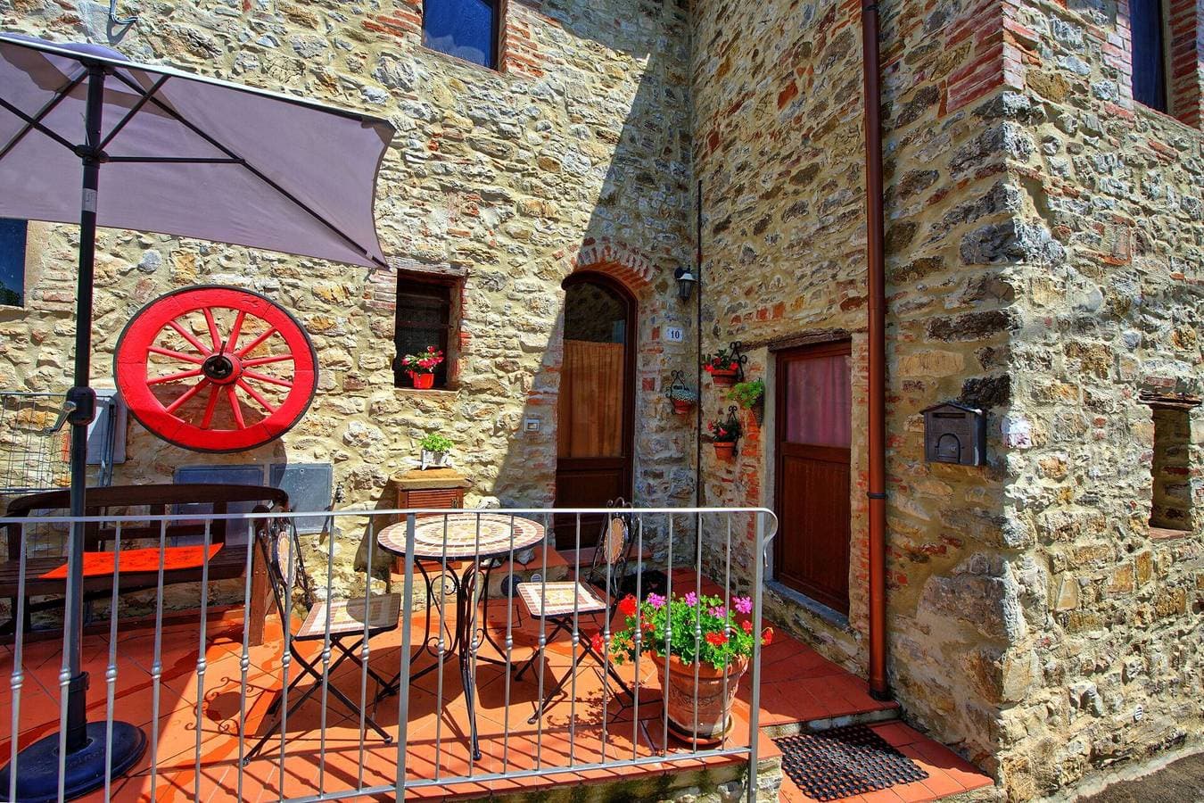 Foto 9 von 32: Villa für 3 Personen mit Terrasse