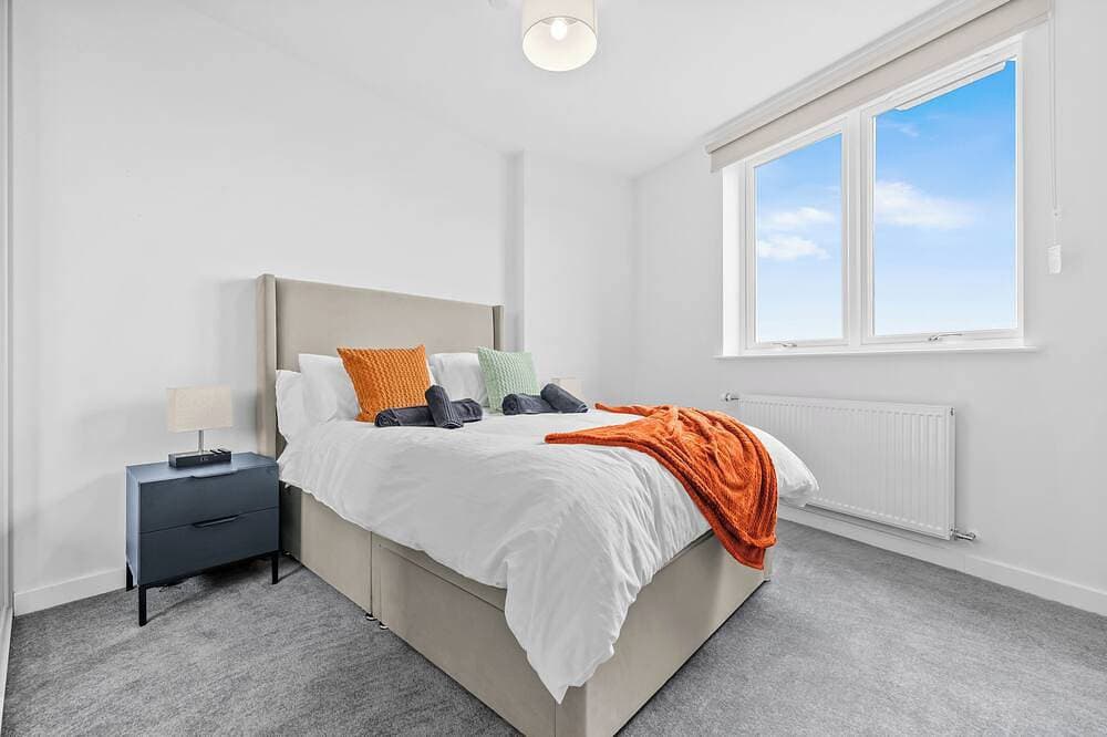 Foto 6 von 23: 2Br Modern Apartment | 12 Mins to Heathrow