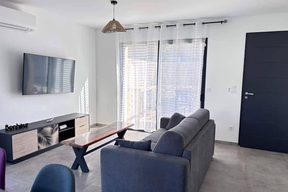 Foto 10 von 23: Accommodation for 7 people in Bonifacio - pool - cleaning and linens included