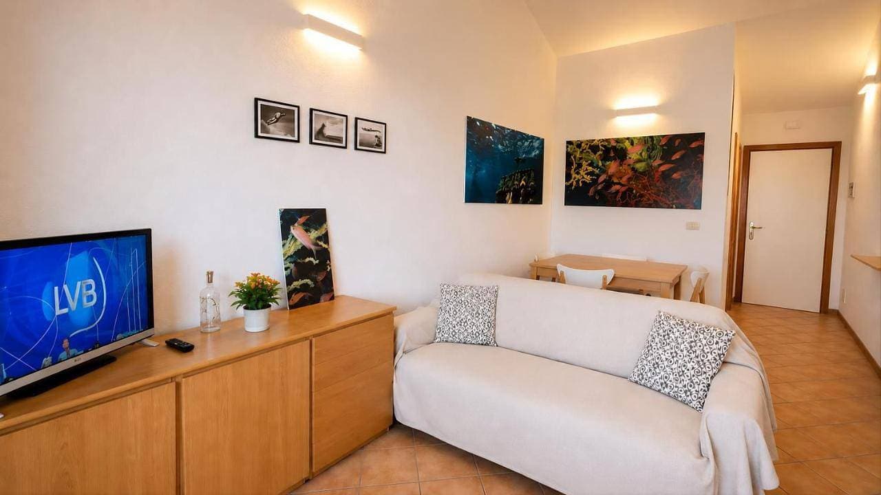 Foto 4 von 34: One-Bedroom Apartment