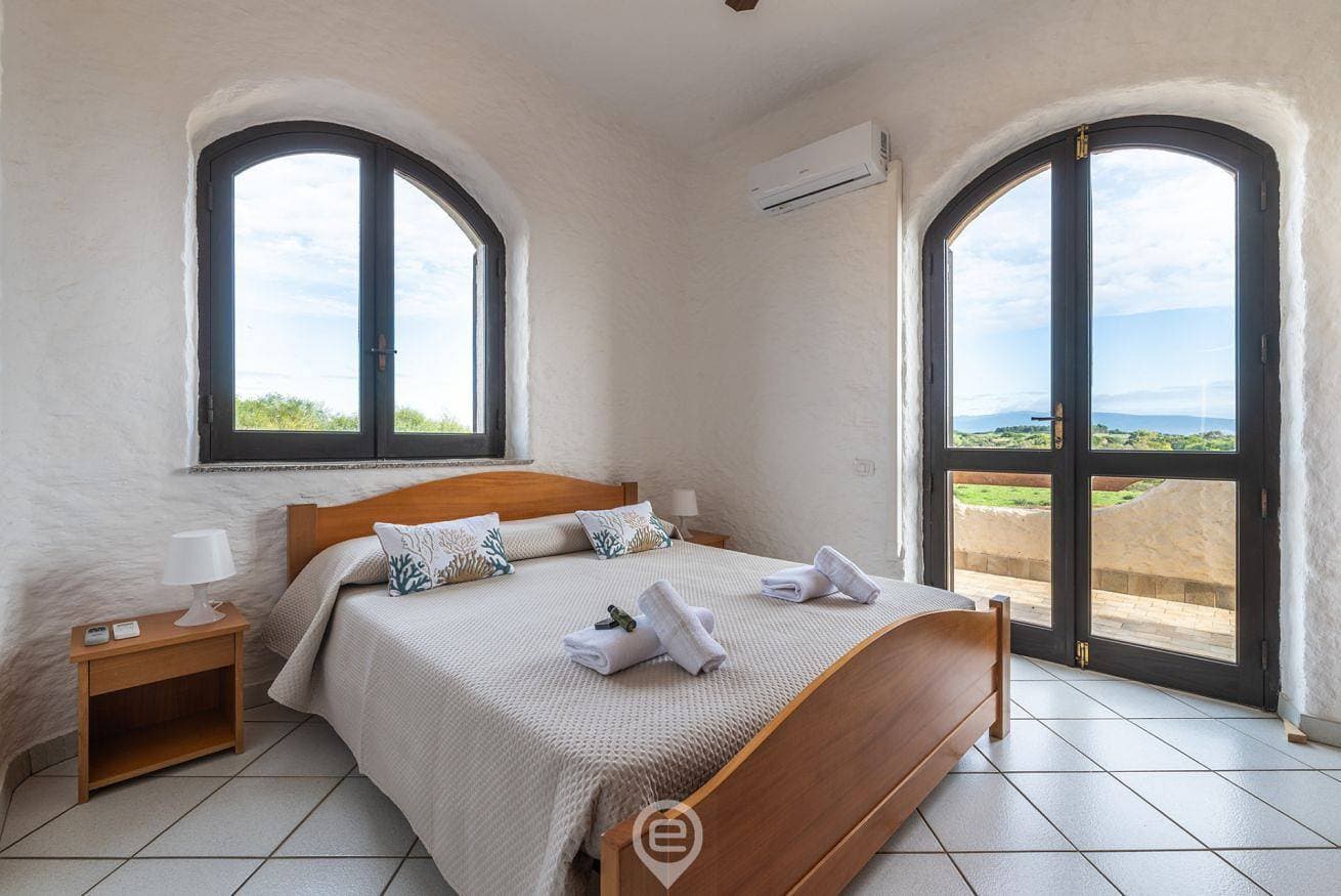 Foto 6 von 47: Villa für 6 Personen mit Garten