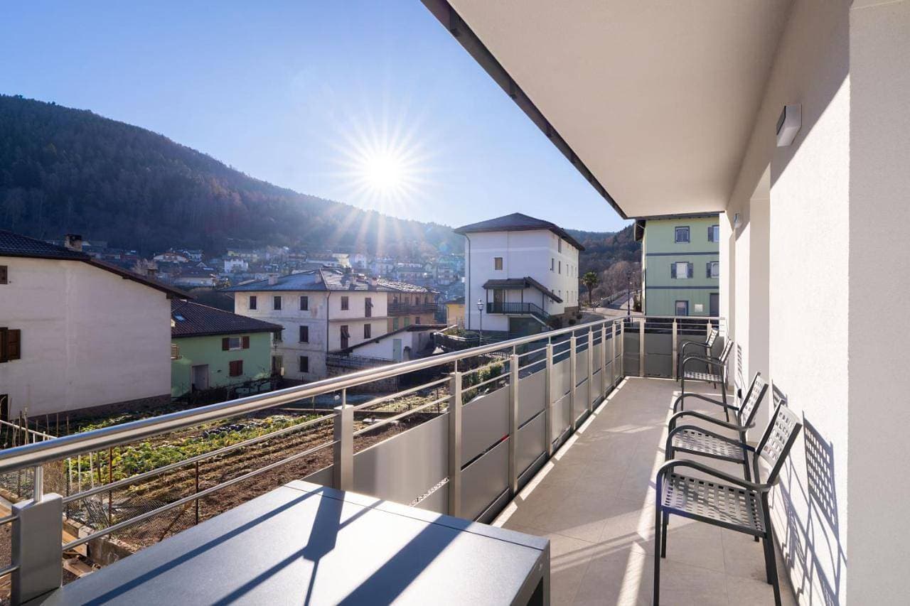Foto 6 von 36: Two-Bedroom Apartment with Balcony
