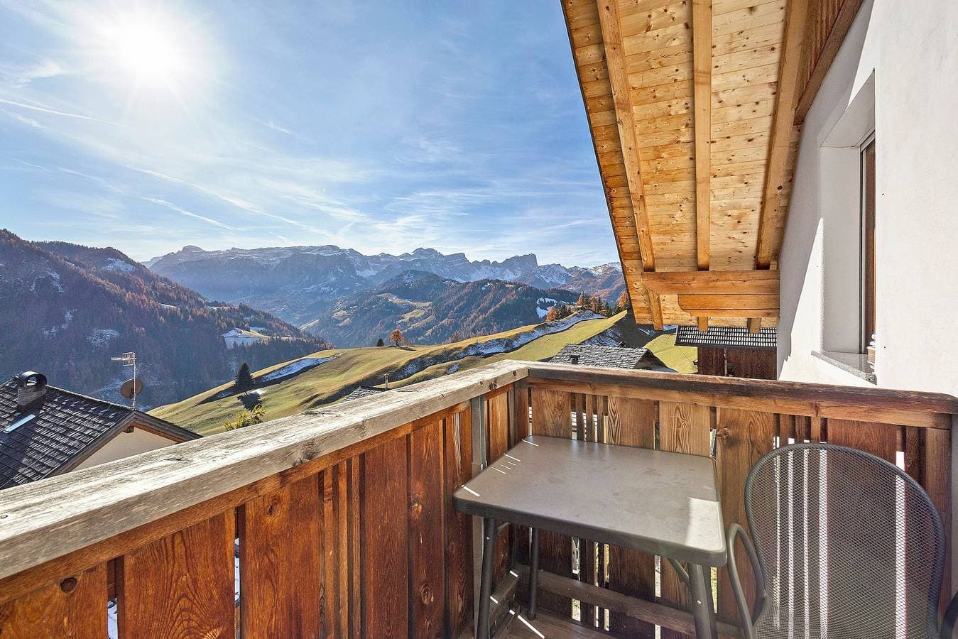Foto 5 von 23: Apartment 'Rungghof 1' mit Bergblick, Gemeinschaftsterrasse und WLAN