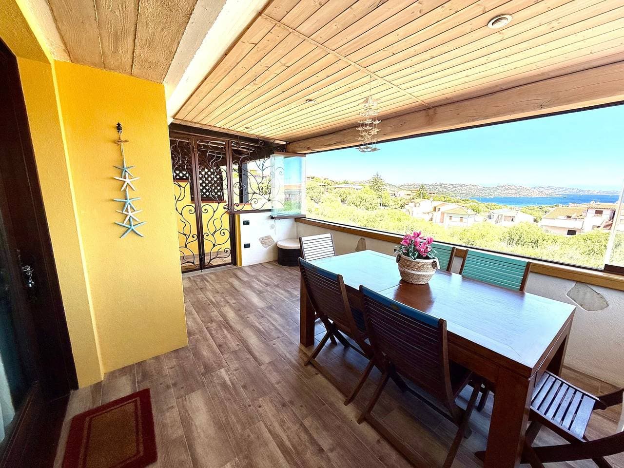 Foto 6 von 34: Ferienwohnung 'New Attico Stella Maris Palau' mit Meerblick, WLAN & Klimaanlage