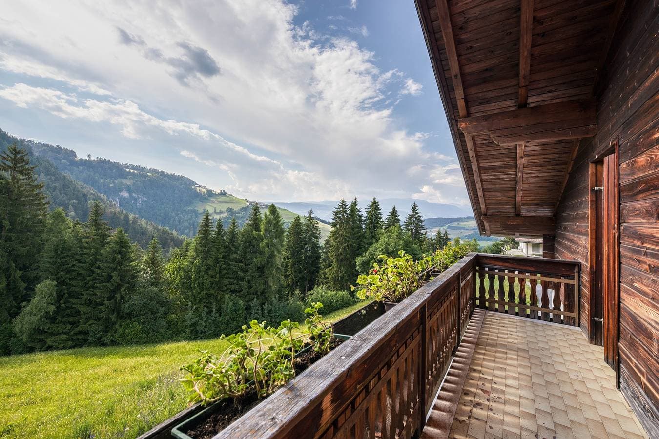 Foto 6 von 21: Ferienwohnung "Grödnerhof - Almöhi" Bergblick, WLAN, Garten & Balkon