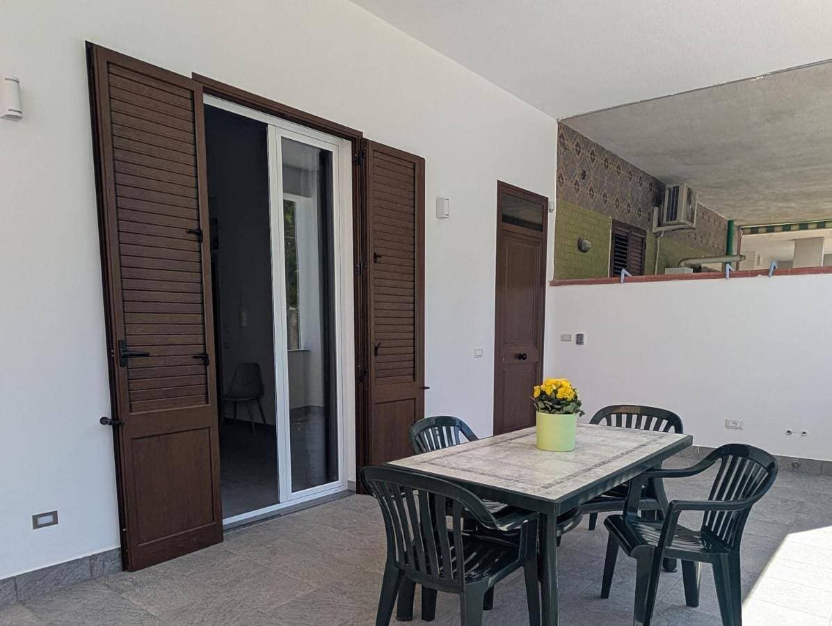 Foto 5 von 14: Studio Apartment with One Double Bed
