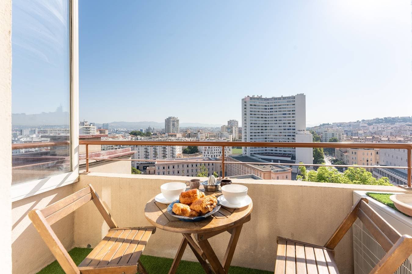 Foto 2 von 14: Ferienwohnung für 4 Personen mit Balkon