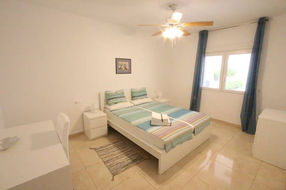 Foto 2 von 29: Villa mit privatem pool und panoramablick auf die Küste!