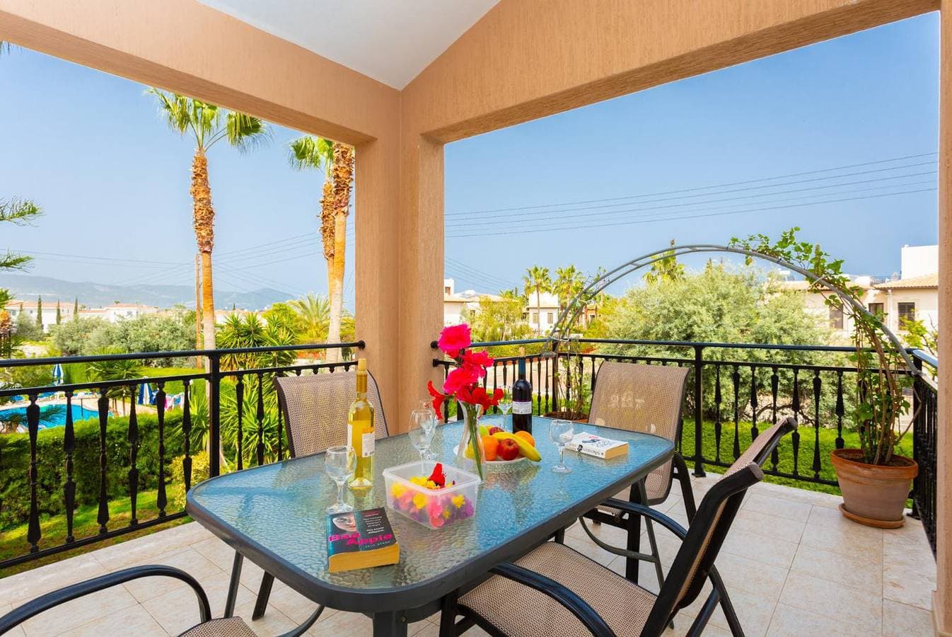 Foto 11 von 36: Villa für 9 Personen mit Terrasse
