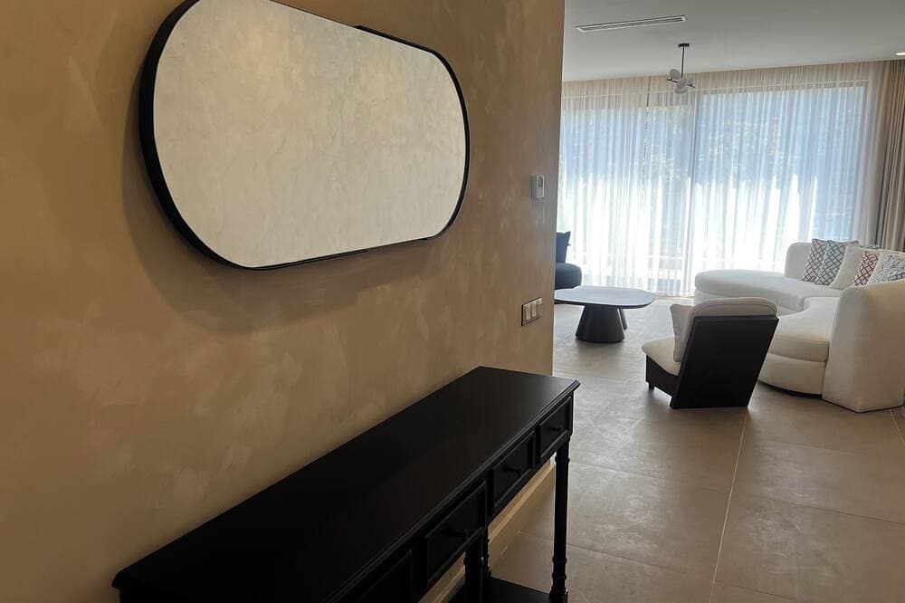 Foto 9 von 30: Stylish 4Br Villa w/ Pool near Porto Novi Beach