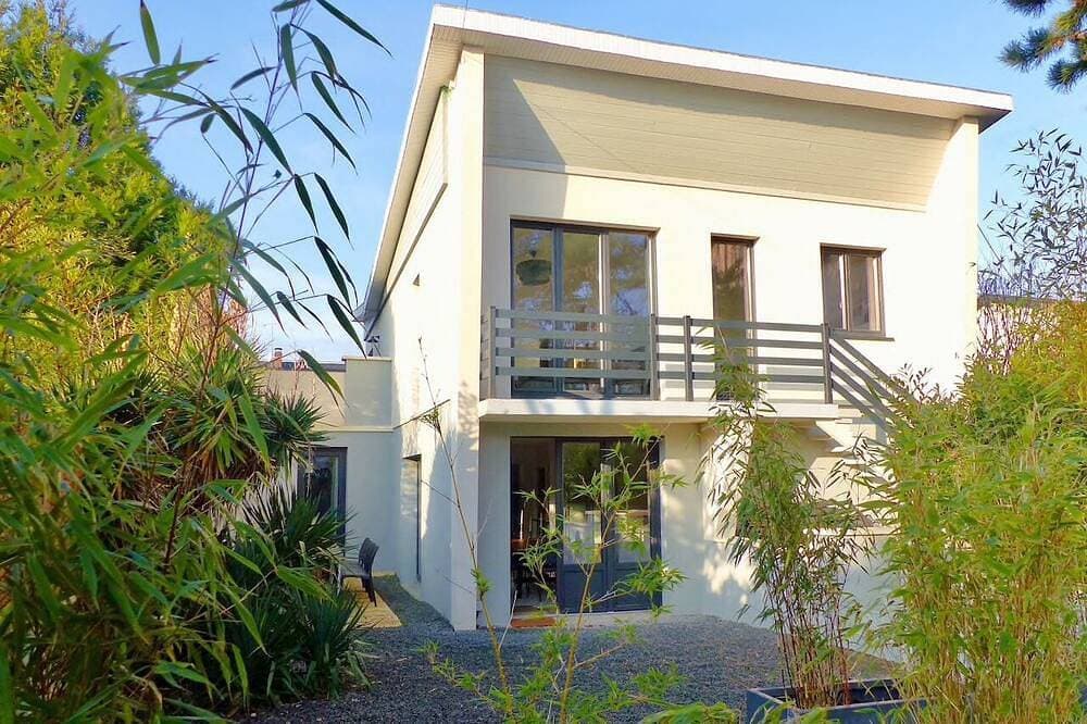 Moderne Villa in Strandnähe 1
