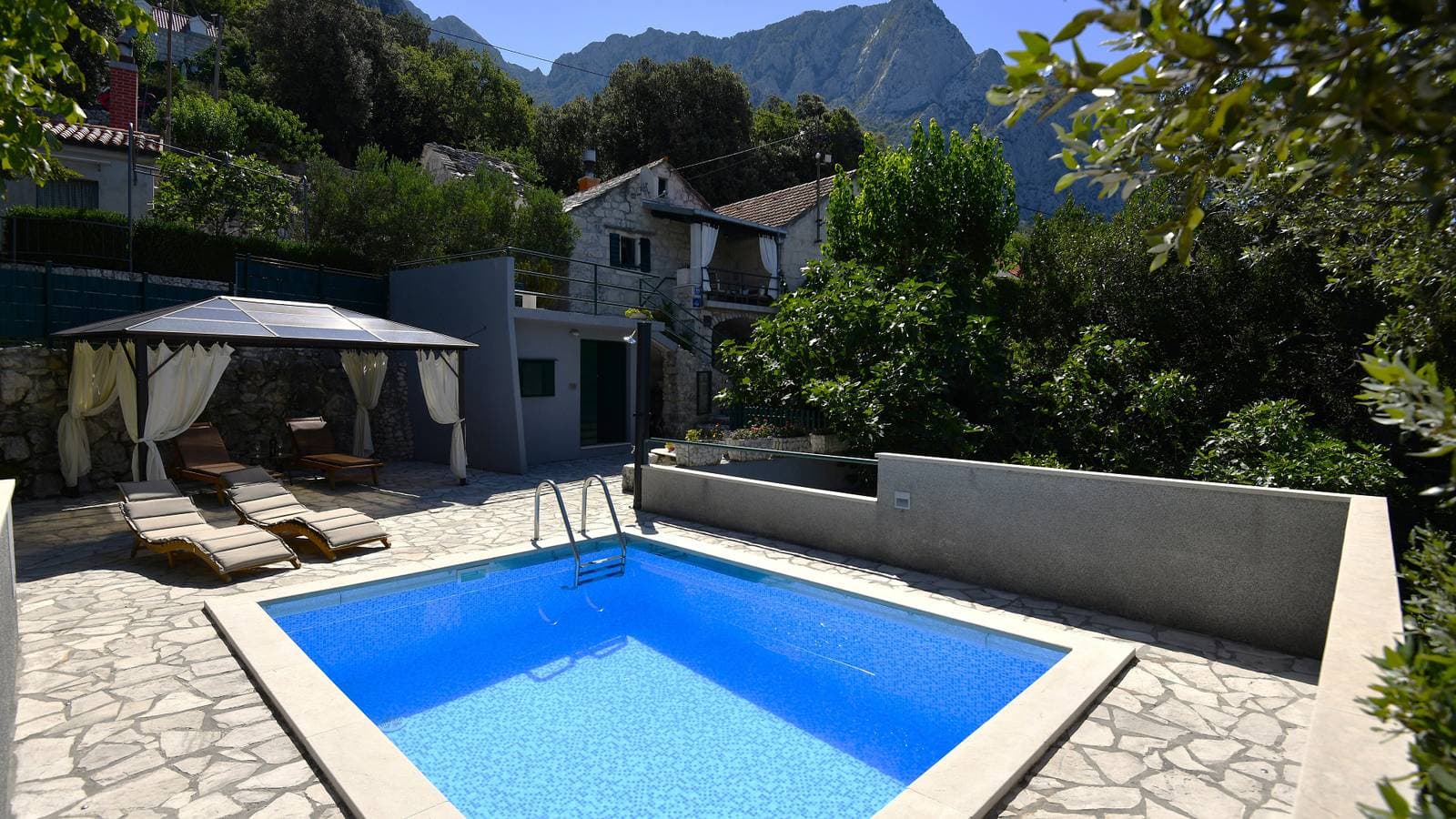 Holiday Home Volat -Baška Voda by Villas Guide 1