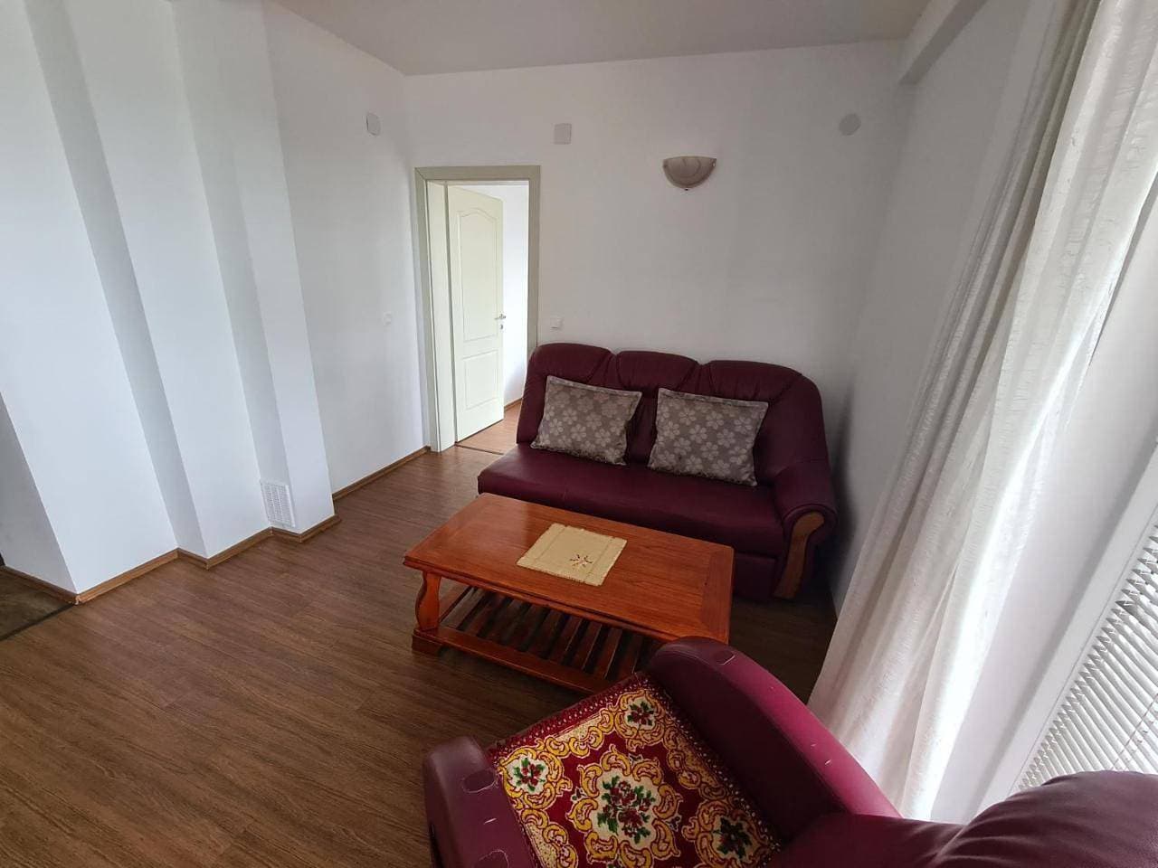 Foto 12 von 15: Family Room with Lake View
