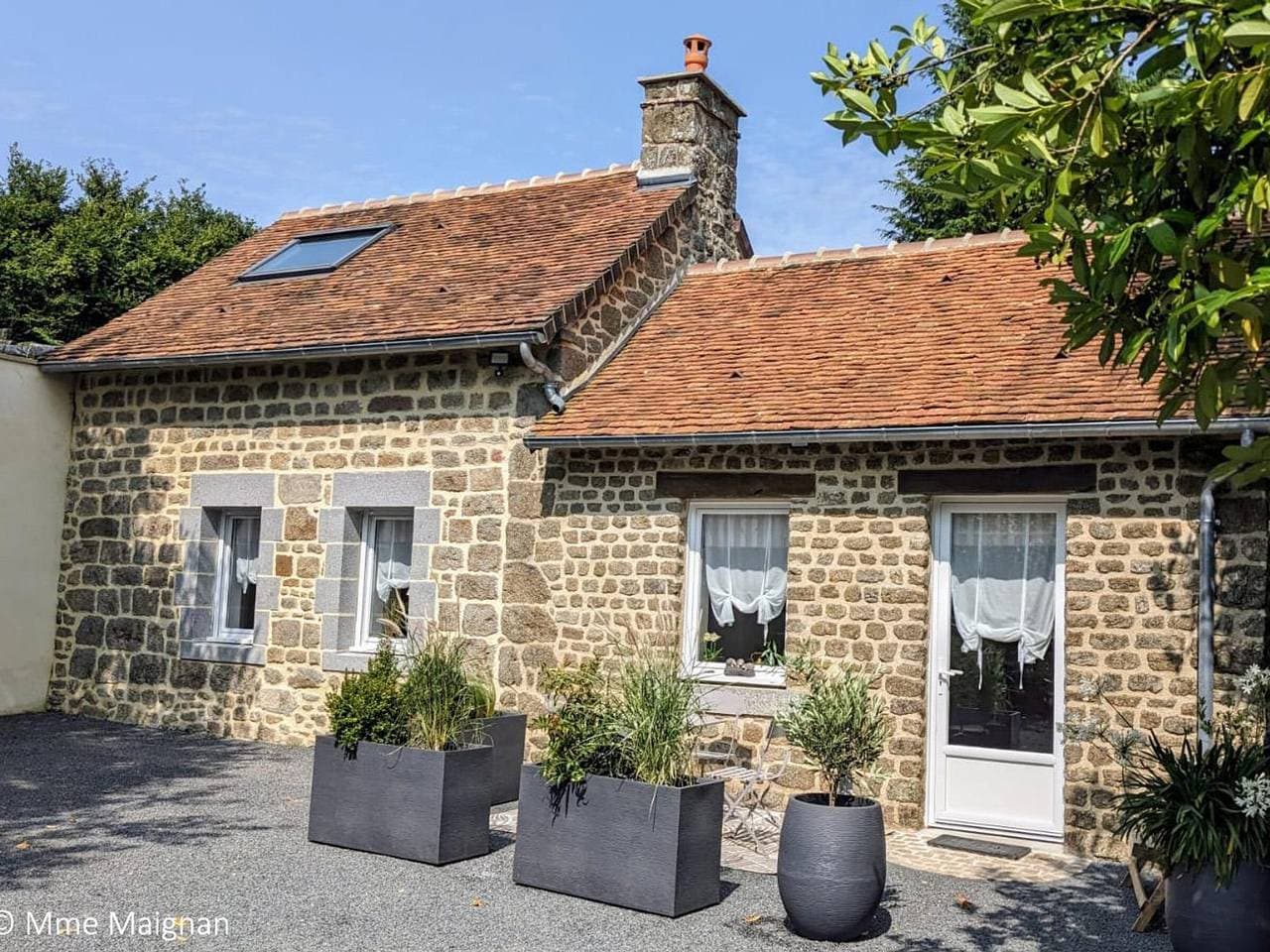 Renoviertes Steinhaus, Haustiere erlaubt, nahe Bagnoles-de-l'Orne 1
