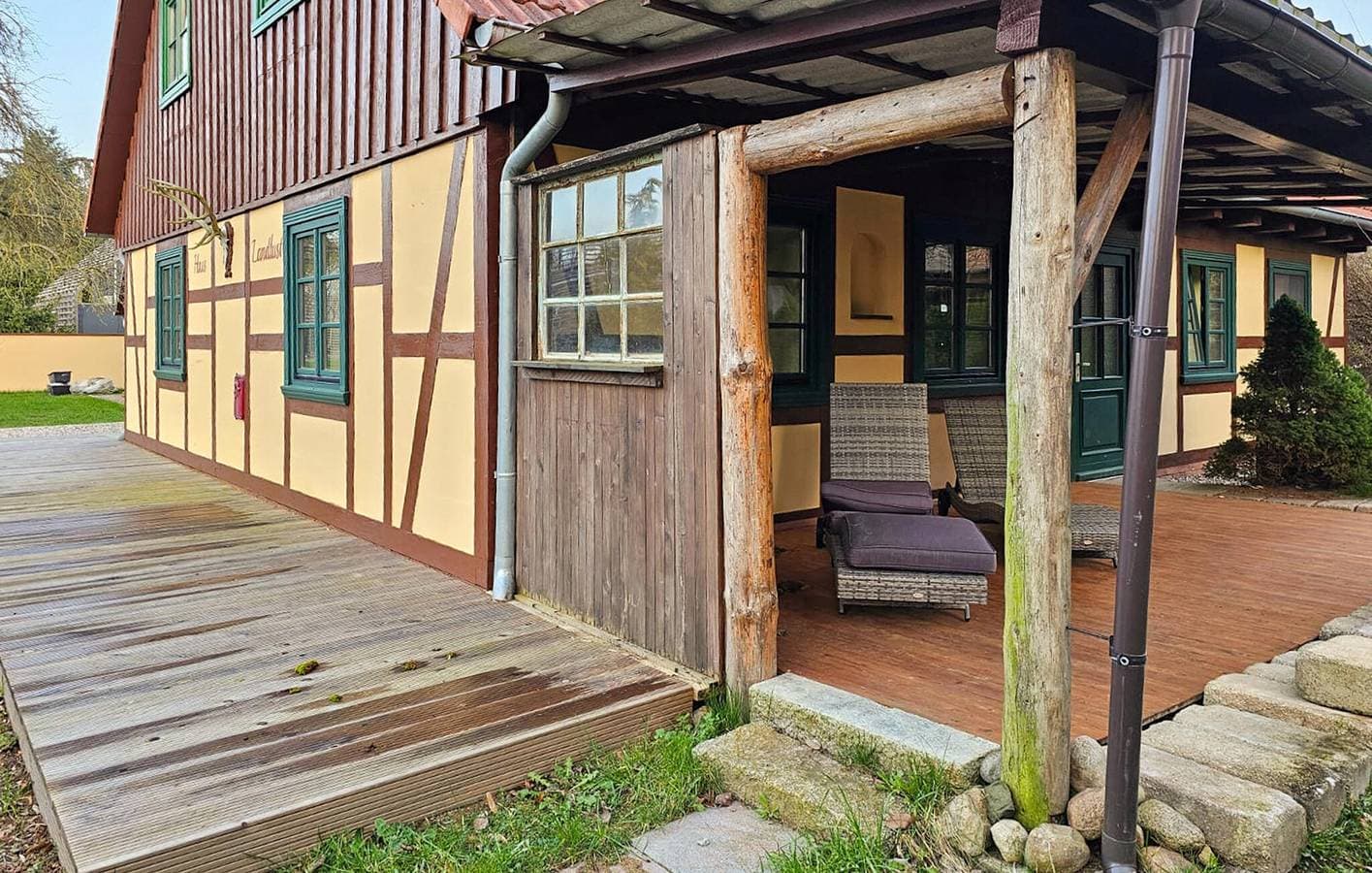 Foto 4 von 19: Geräumige 175 m² große Wohnung mit WLAN, Fernseher und Küchenausstattung