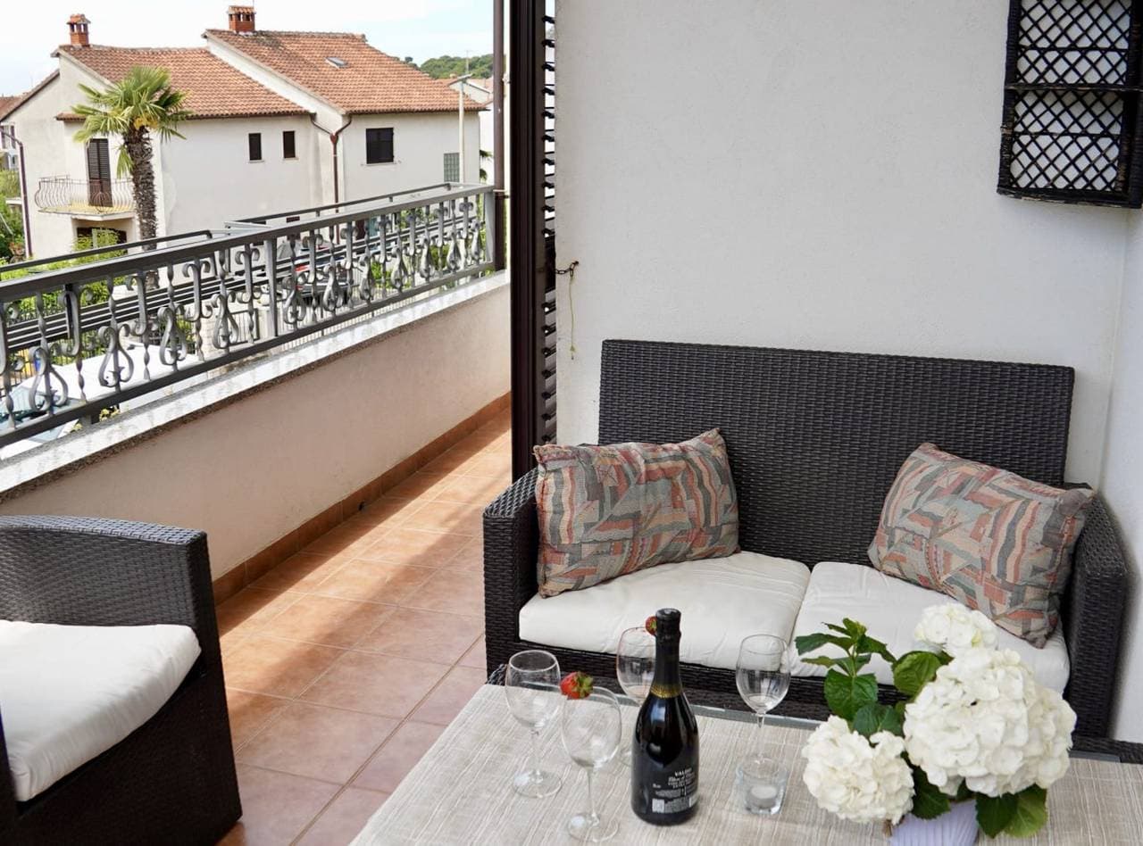 Foto 4 von 22: Ferienwohnung für 5 Personen mit Balkon