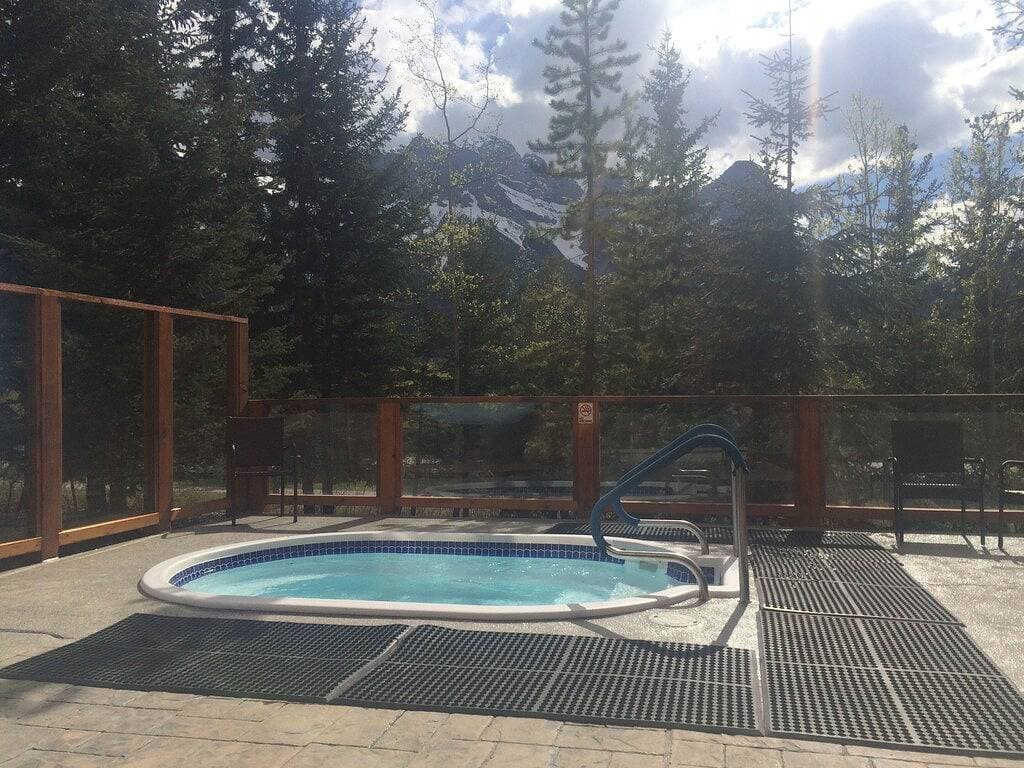 Foto 2 von 15: Wunderschön warme und geräumige Mountain Studio Suite