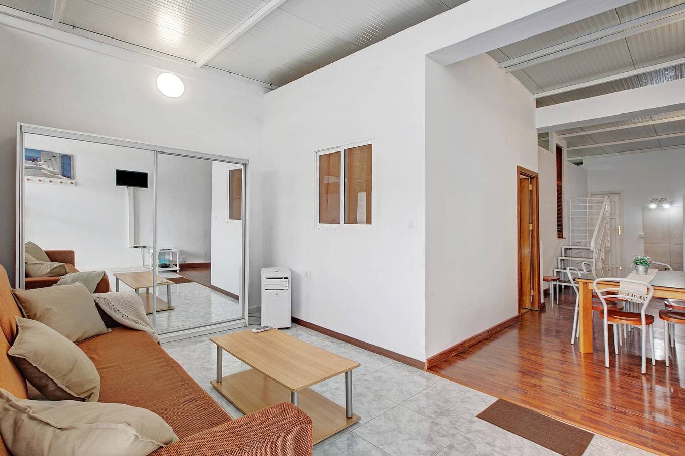 Foto 9 von 27: Ferienwohnung 'Apartamento Costa Adeje' mit privater Terrasse, WLAN und Klimaanlage