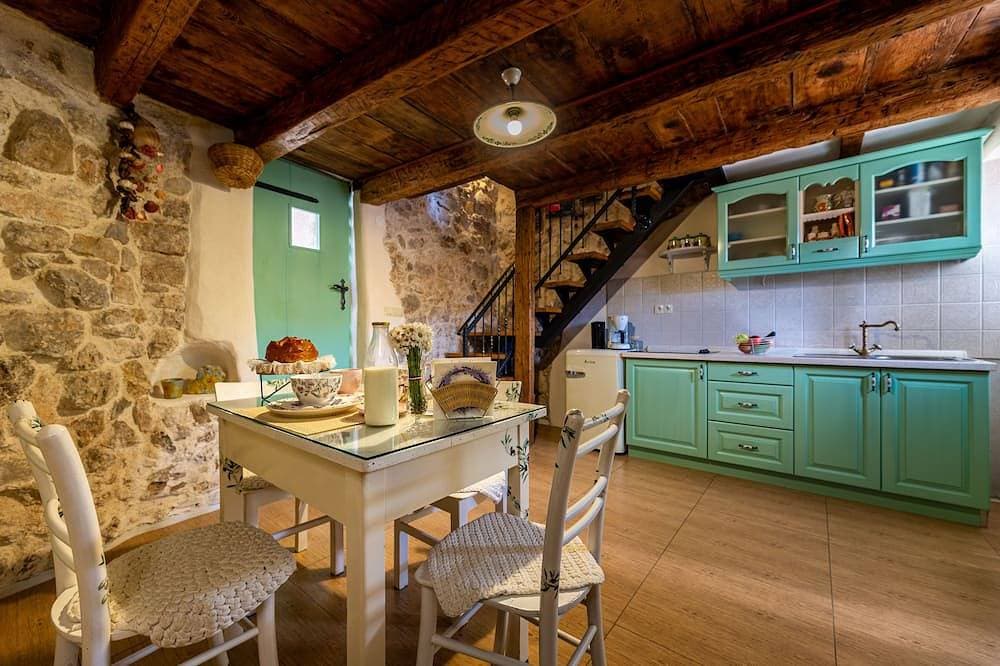 Traditional house 1