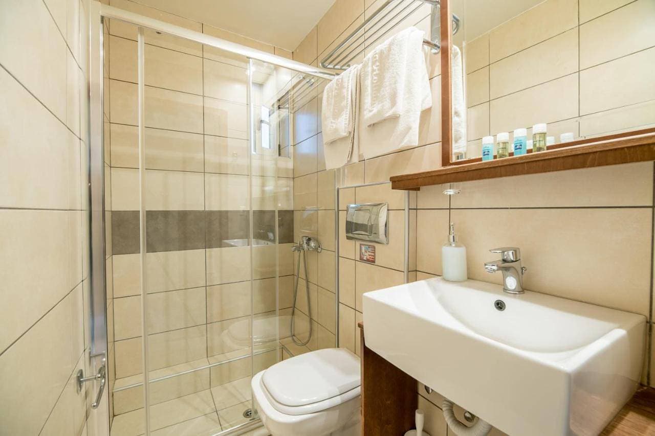 Foto 4 von 10: Standard Double Room