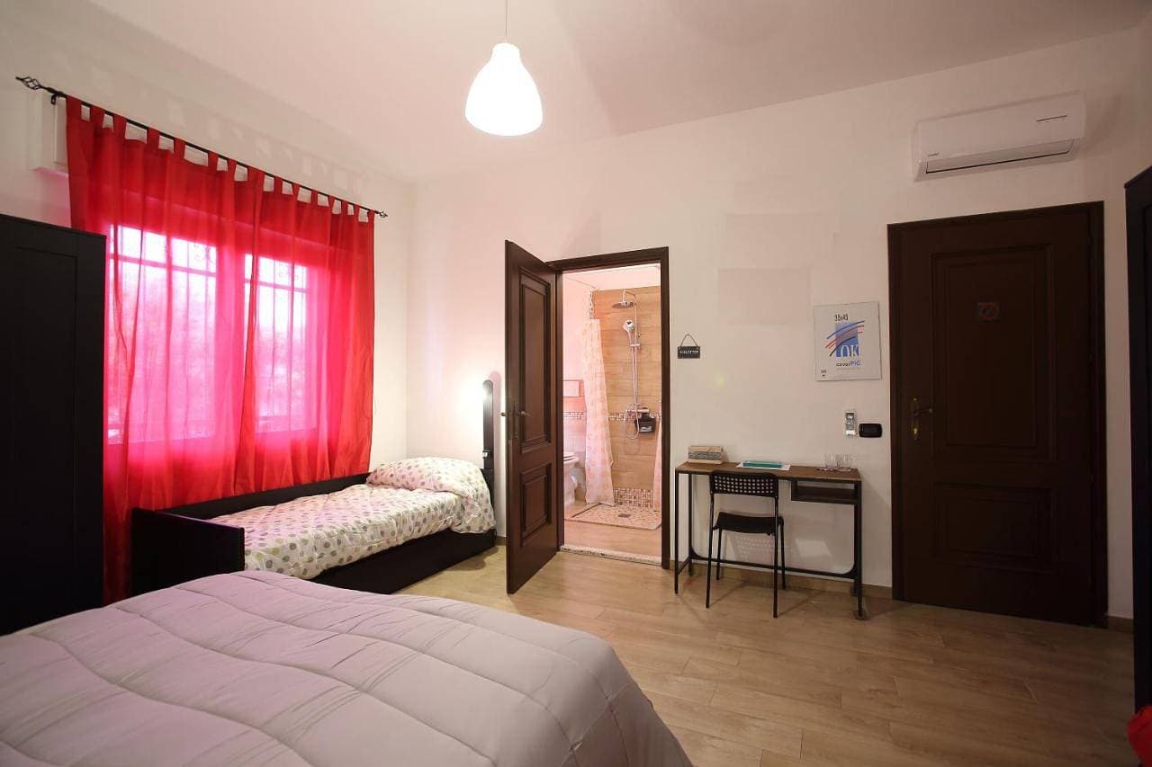 Foto 5 von 8: Standard Double or Twin Room
