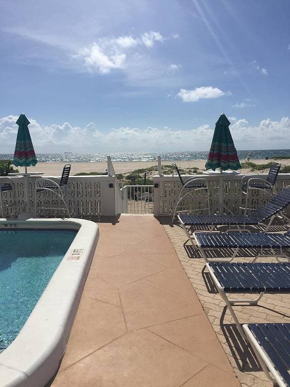 Foto 5 von 30: Pompano Beach Florida Beachfront Condo