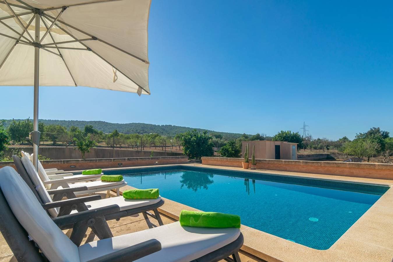 Foto 8 von 38: Cas General (Santa Eugenia)- Schöne rustikale Villa mit privatem Salzpool und kostenlosem WLAN