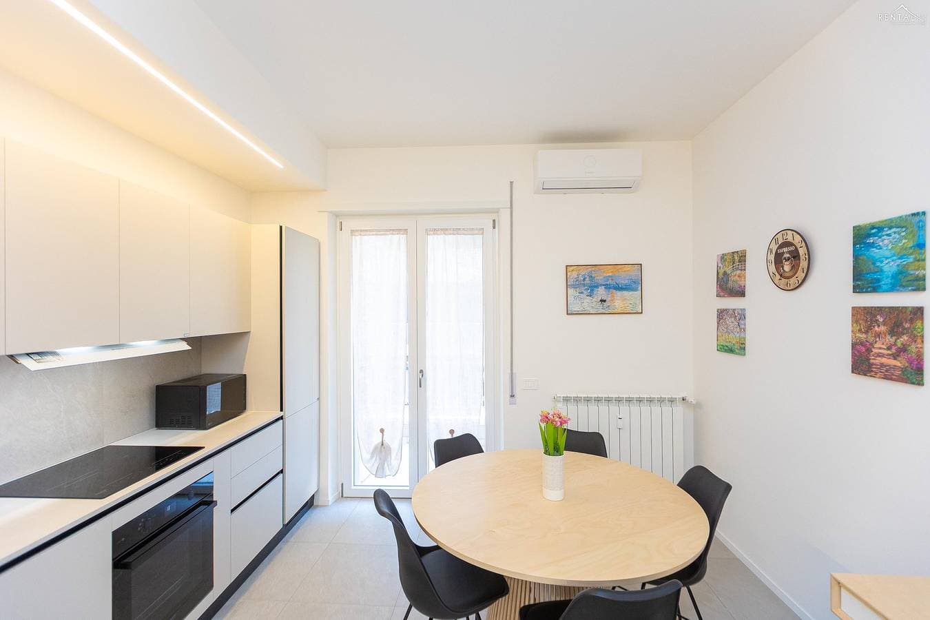 Foto 3 von 62: Ferienwohnung für 7 Personen mit Balkon/Terrasse