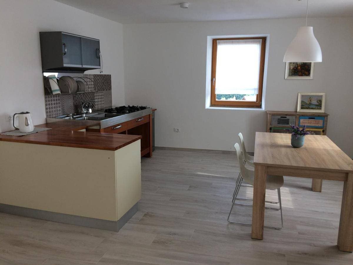 Foto 4 von 58: Two-Bedroom Apartment